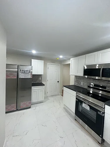 122 Park St #1 Photo 1
