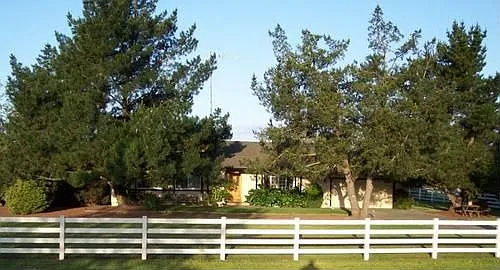 13983 Sycamore Ave photo 1