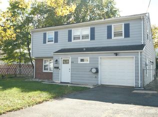 678 W Milton Ave, Rahway, NJ 07065