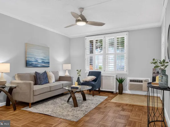 226 N Thomas St APT 3, Arlington, VA 22203