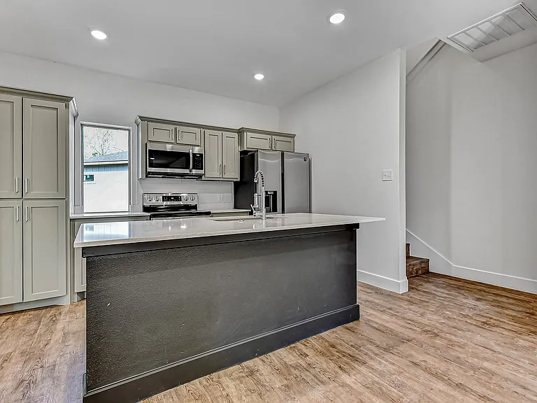 3260 W Crawford St #601 — Photo 4