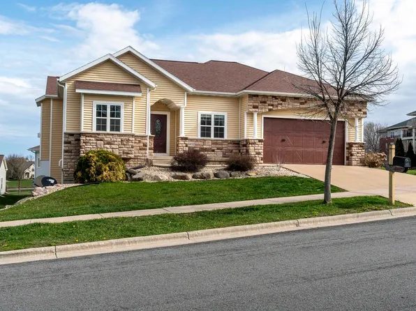 9402 Silverstone Ln, Verona, WI 53593