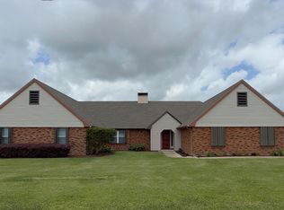 12 Elliott Dr, Lockport, LA 70374