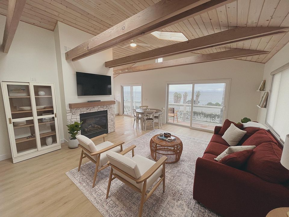 1st image of 2460 Lillie Ave