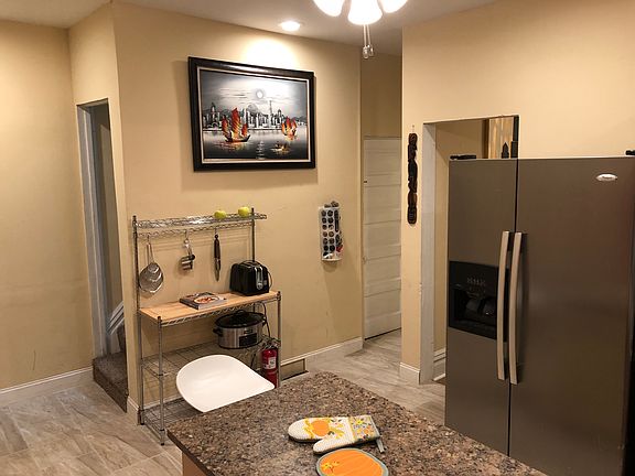 Stainless Steel App w Quartz