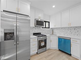 8 Hitchings Ave, Brooklyn, NY 11235