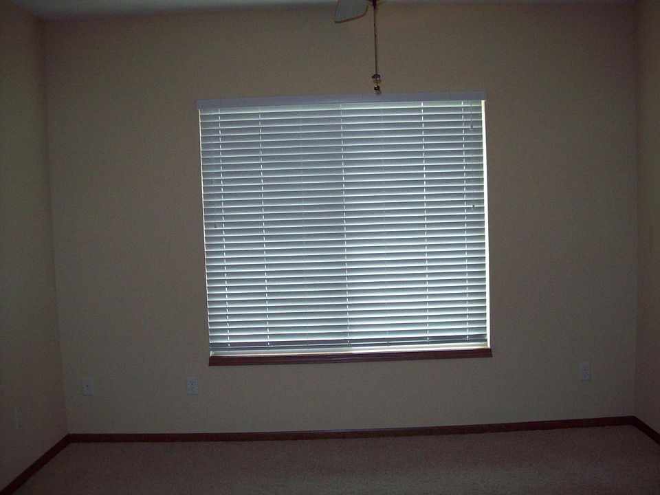 1st image of 1410 W 29th Ave