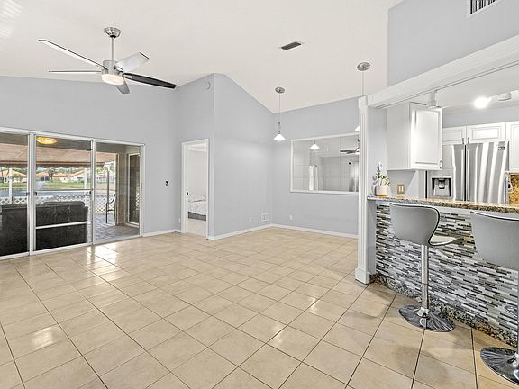 4th image of 2095 Bonisle Circle