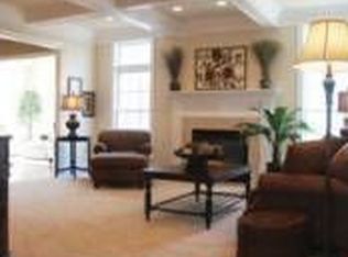 441 Longleaf Ln, Venetia, PA 15367