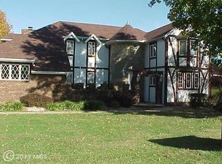 16987 Graham Station Rd, Letart, WV 25253