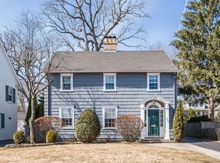 258 Forest St, Winnetka, IL 60093