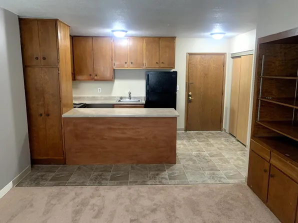 English Manor, 1809 English St #490738ffd, Saint Paul, MN 55109