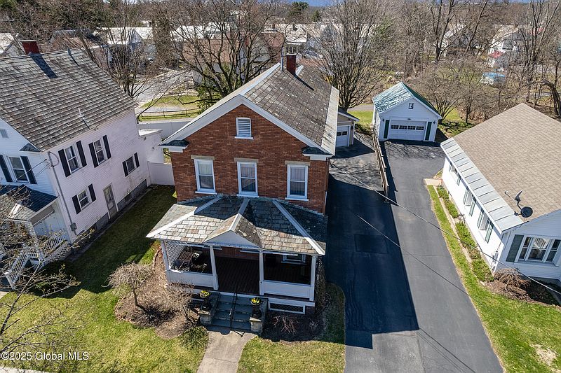2nd image of 4 Wing Street
