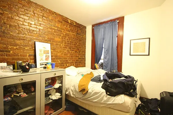 Rented by Dynamik Realty | media 22