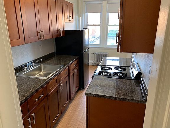 3rd image of 1171 Boylston St #11(-)