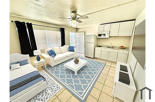 11330 Palm Dr #2 Photo 1