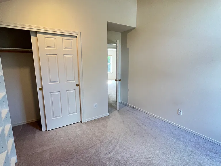 7607 NE 125th St — Photo 21