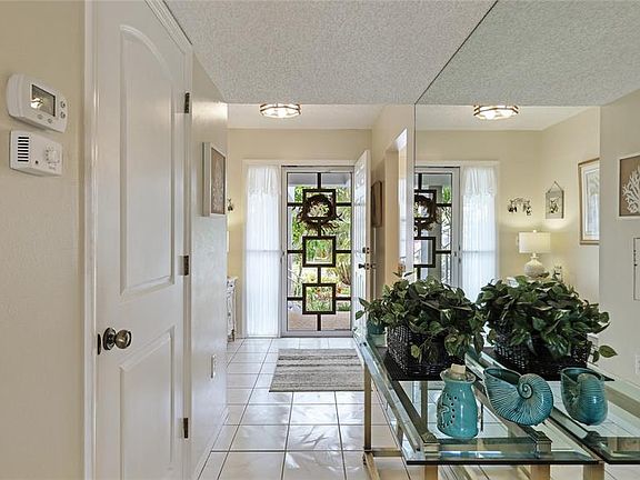 4th image of 1109 EDGEWATER CIRCLE #1109