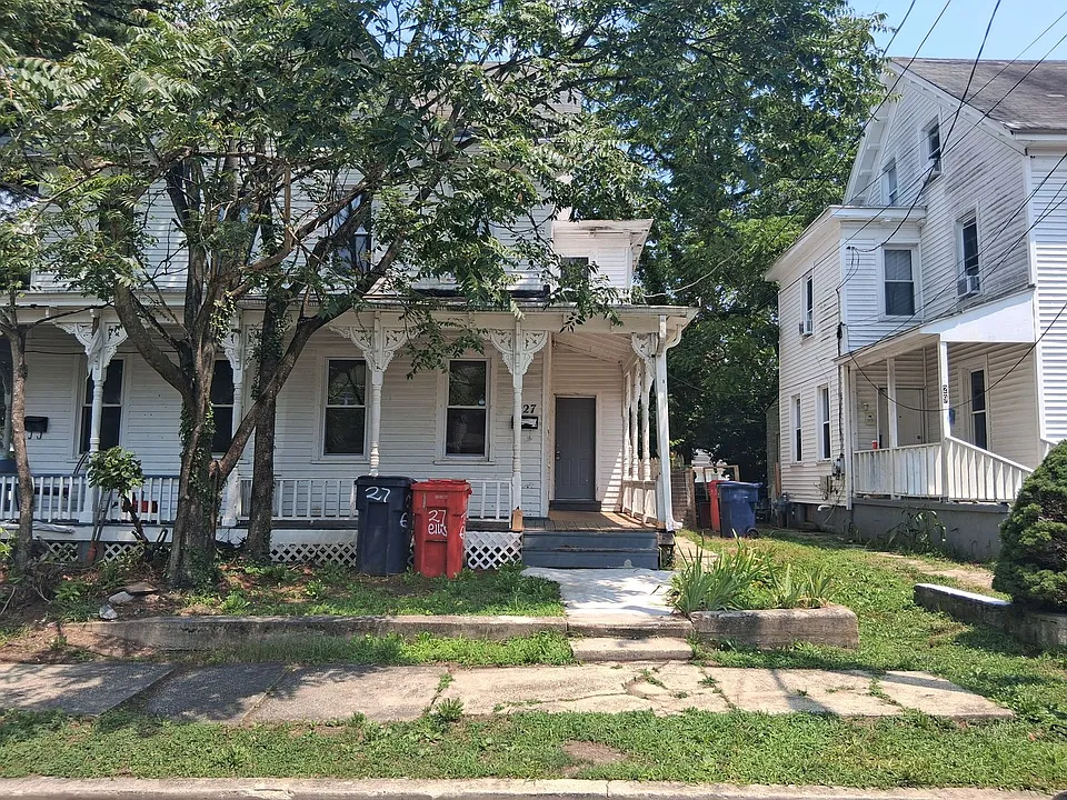 27 Ellis St