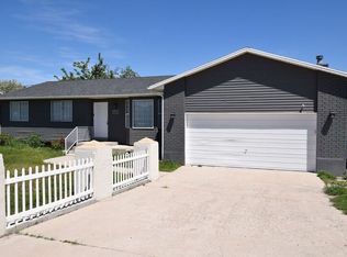 7060 W Parkway Blvd, West Valley City, UT 84128