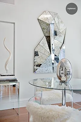 Sold by Triplemint | media 23