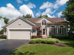 5174 Conifer Ln, Gurnee, IL 60031