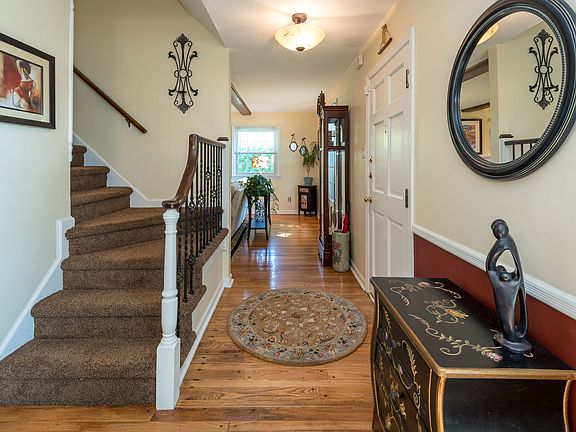 2nd image of 1890 Fort Washington Ave