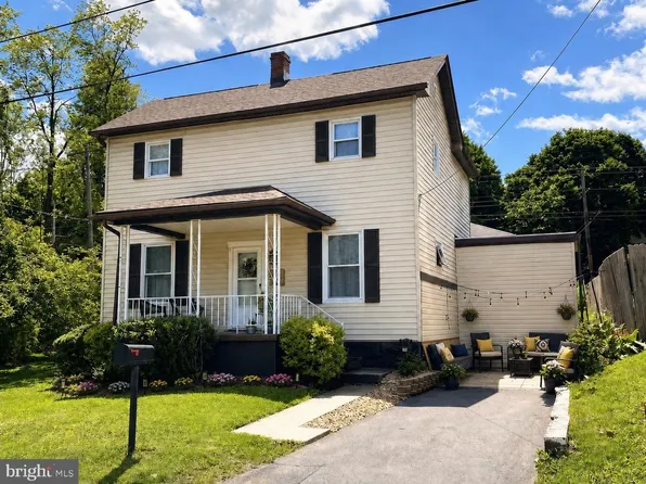 4 Centennial St, Frostburg, MD 21532
