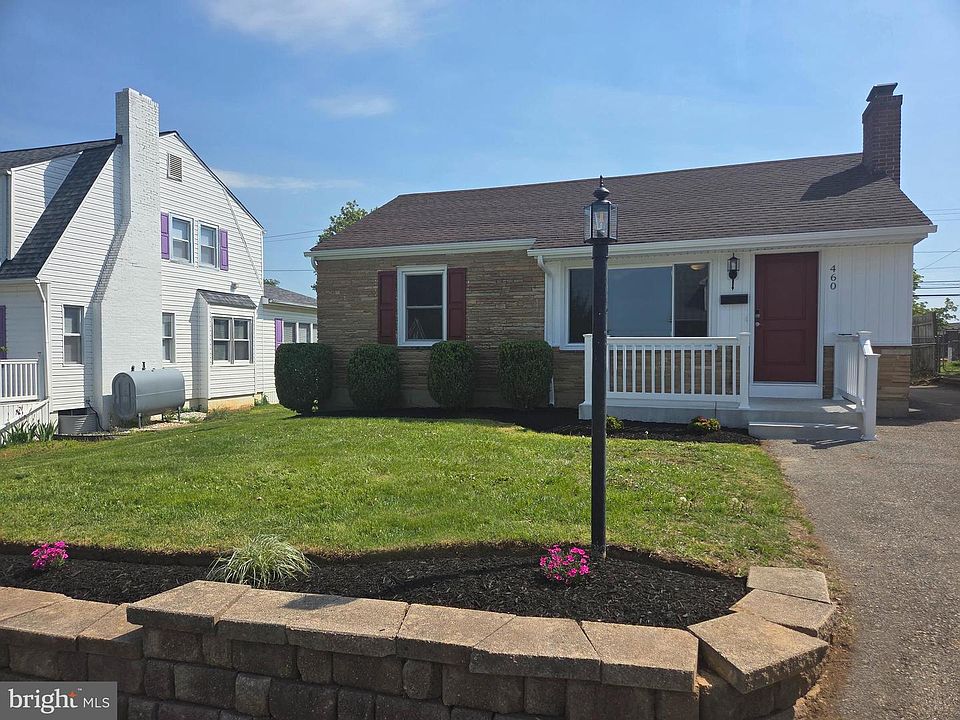 1st image of 460 Pangborn Blvd