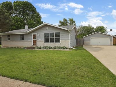 5813 67th STREET, Kenosha, WI, 53142