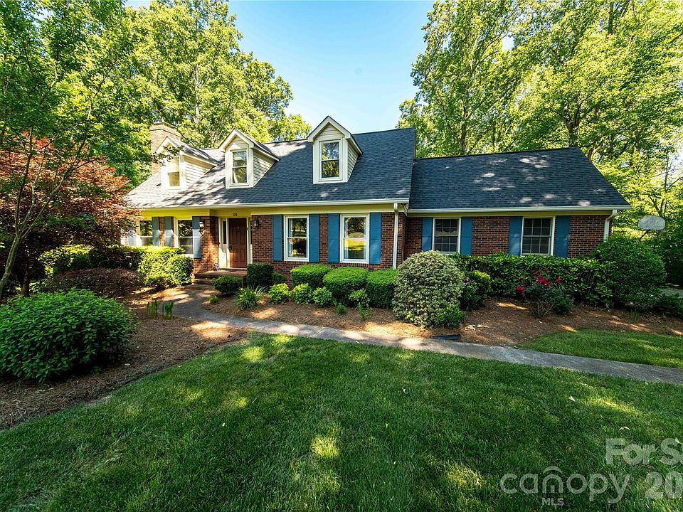 1st image of 120 Regency Rd