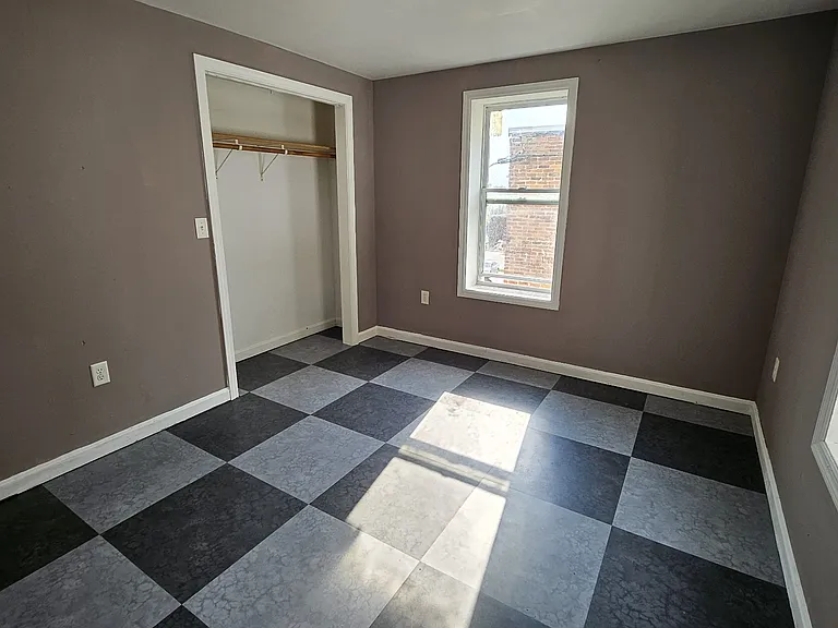 14 Main St #2 — Photo 13
