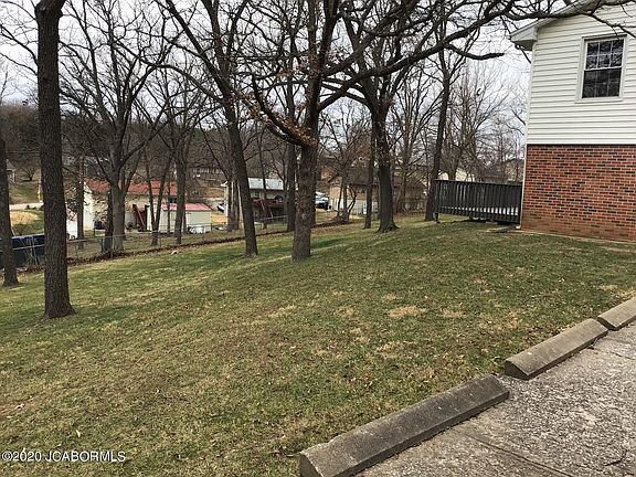 5th image of 120 Boeckman Dr
