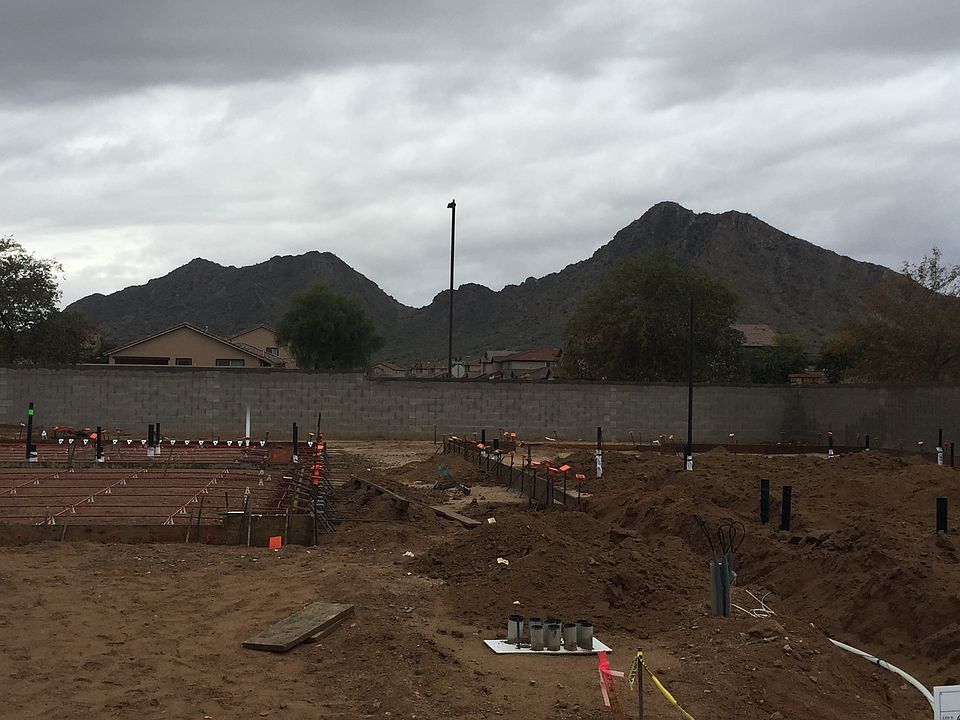 2nd image of 33242 N Jamie Ln