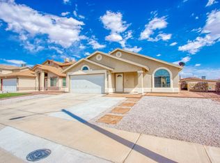 7052 Falling Leaf Cir, El Paso, TX 79934