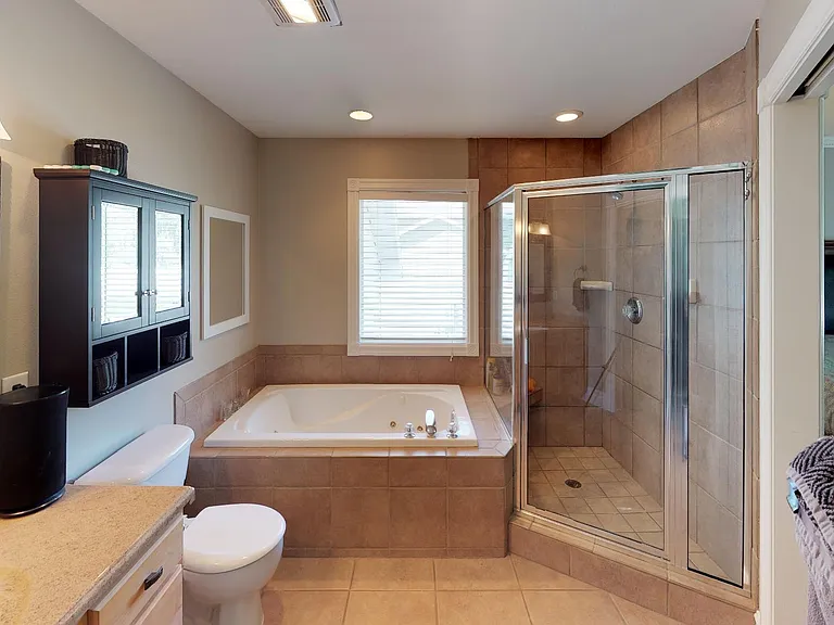 3835 Fairmeadow Dr — Photo 44