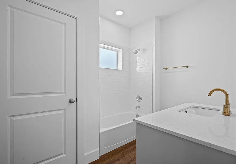3146 Lubbock Ave — Photo 13