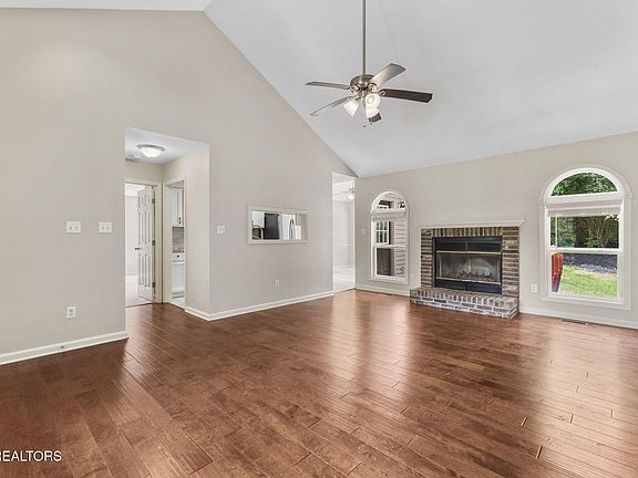 3rd image of 9954 Martha Knight Cir