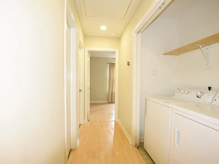 1008 Andrews St — Photo 10