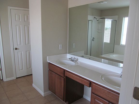 Master Bath, Double Vanity