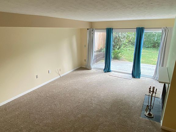 3rd image of 9813 Timbers Dr