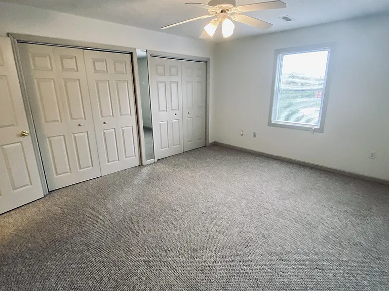 1486 Clover St #6 — Photo 4