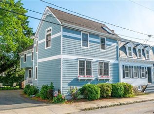 15 Stockholm St, Newport, RI 02840