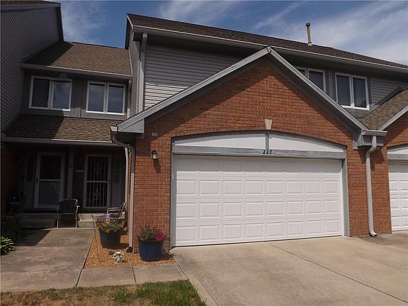 2nd image of 227 Golf Ct