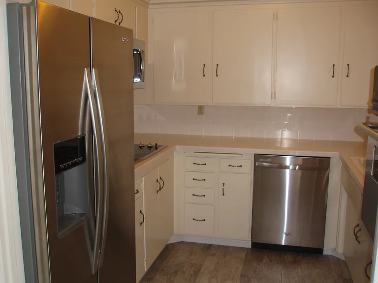 231 Moreton Bay Ln #1 — Photo 3