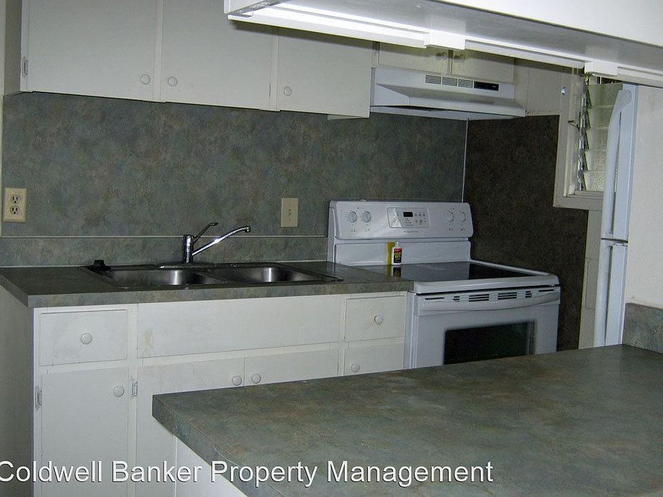 2nd image of 75-5740 Alahou St #1