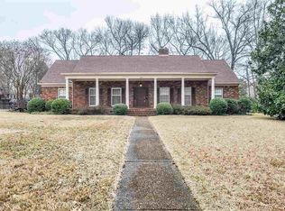 5954 Brierhedge Ave, Memphis, TN 38120