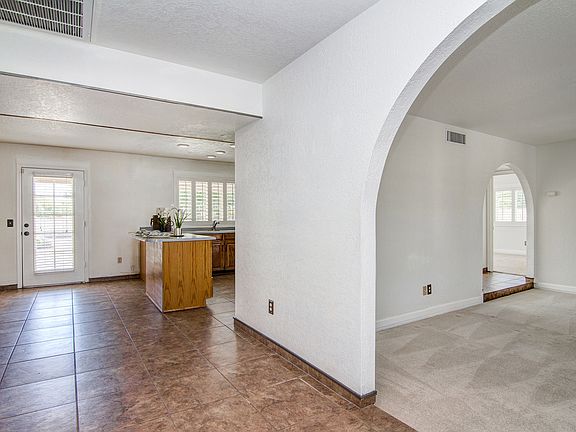 5th image of 11811 N Bancroft Dr