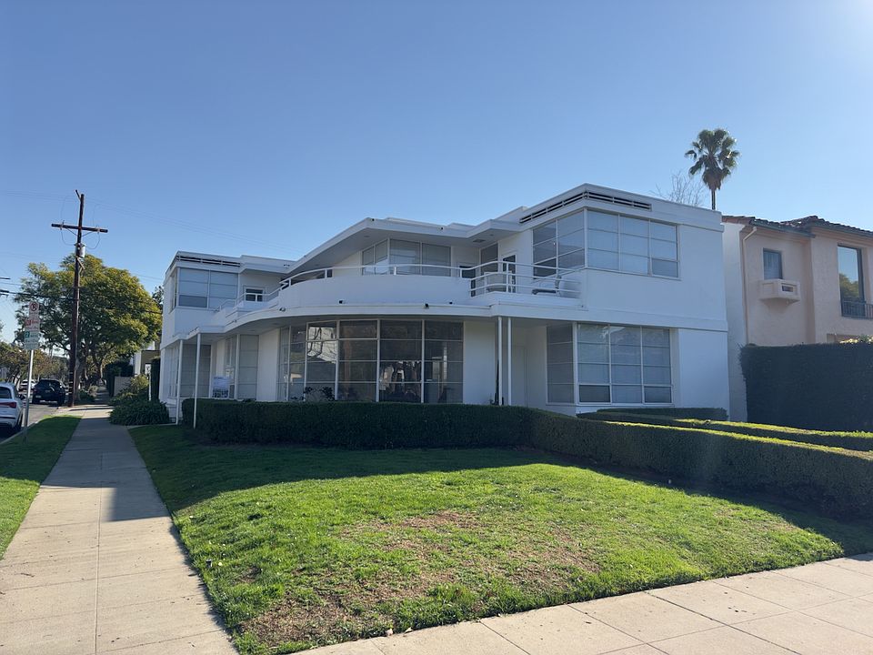 Wallace Beery Duplex by William Kesling