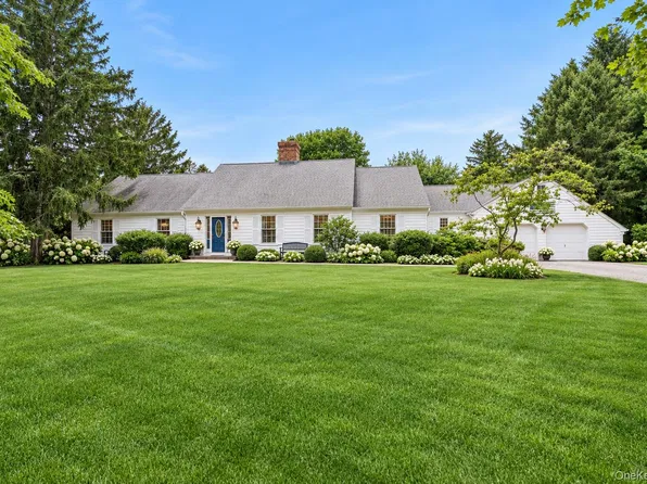 2340 Fairway Drive, Cutchogue, NY 11935